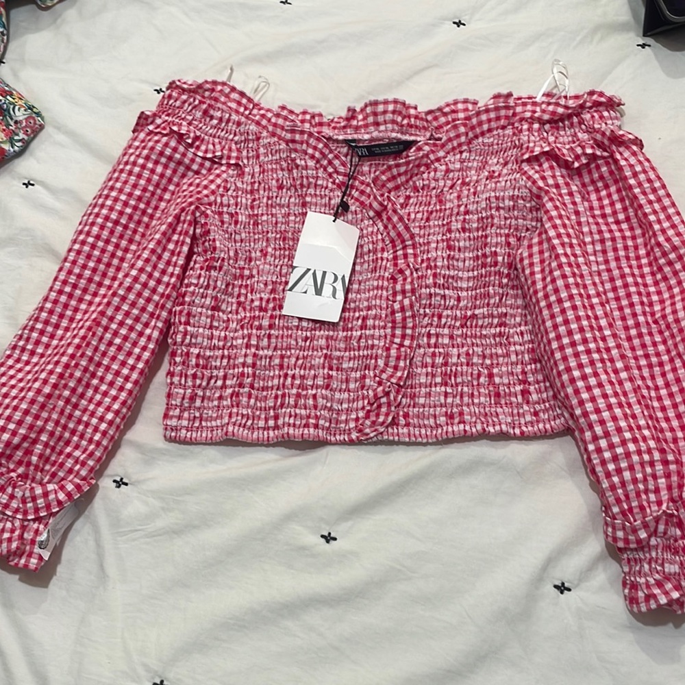Off the shoulder ZAra crop top
